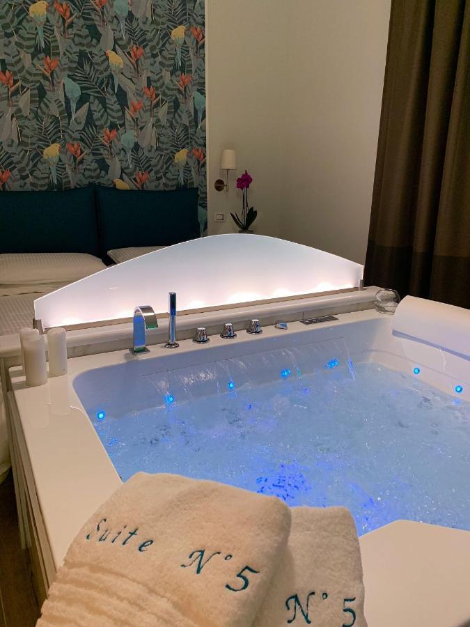 B&B Numero5 Castellammare di Stabia Dış mekan fotoğraf